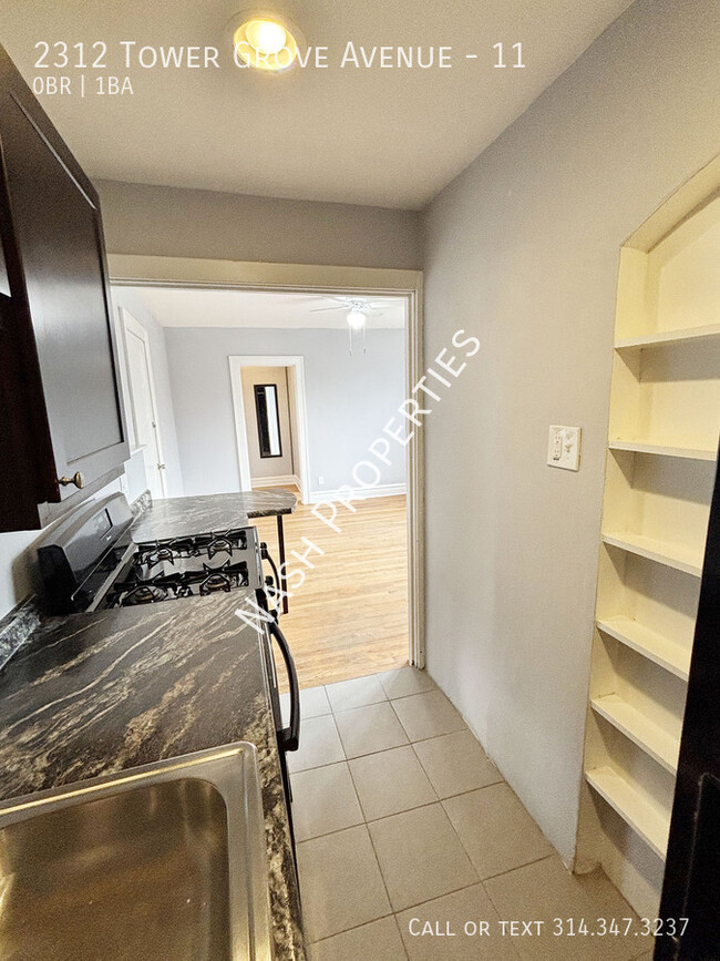 Building Photo - $835 - Studio / 1 Bath apartment in the Sh...