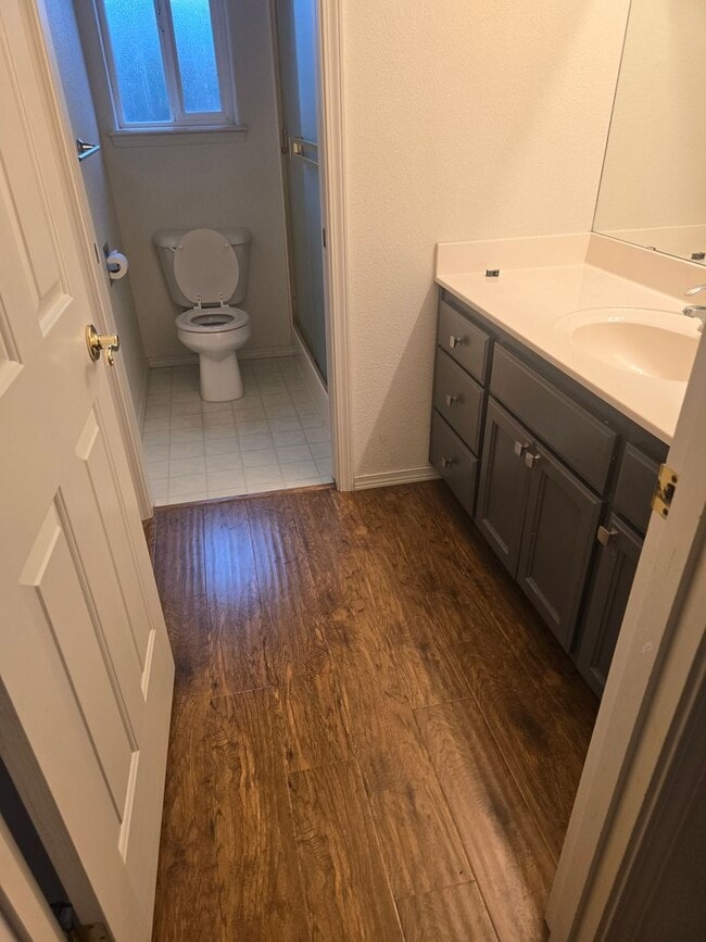 Building Photo - 3 bed 2 bath Home for Rent in Grants Pass