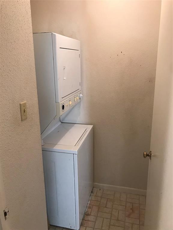 Laundry Room - 10211 Sugar Branch Dr