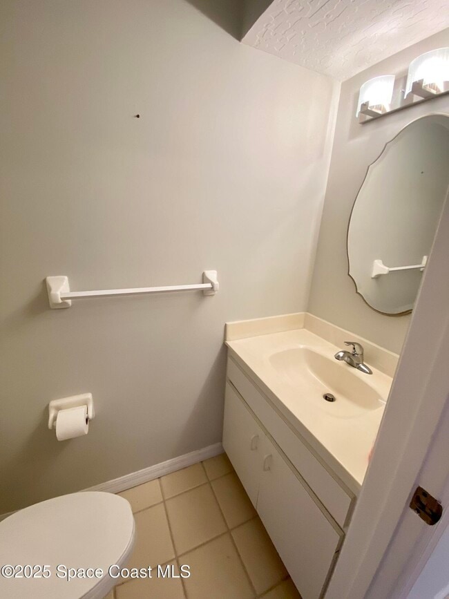 Building Photo - 53 Anchor Dr