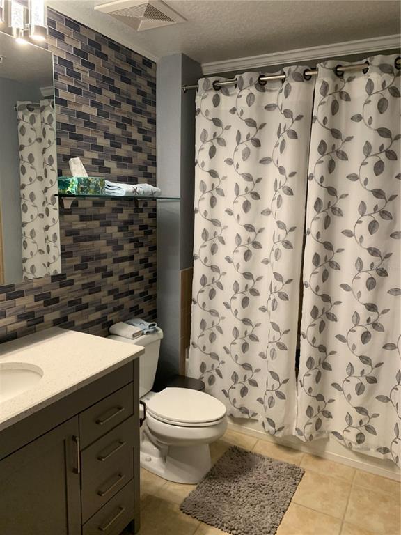 Building Photo - 1064 N Tamiami Trl