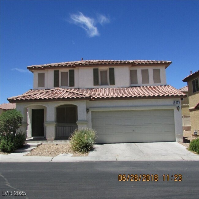 Building Photo - 8233 Amphora St