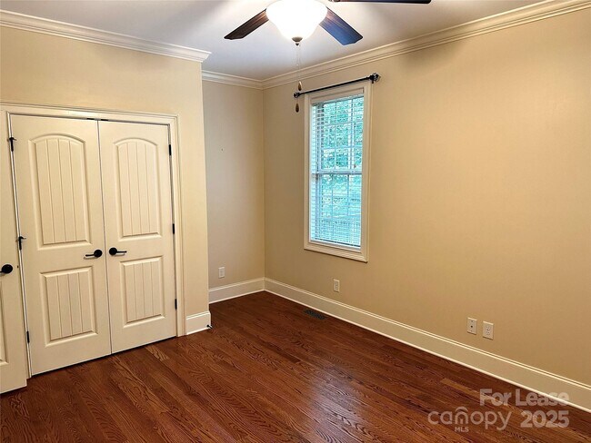 Building Photo - 4642 Gold Finch Drive