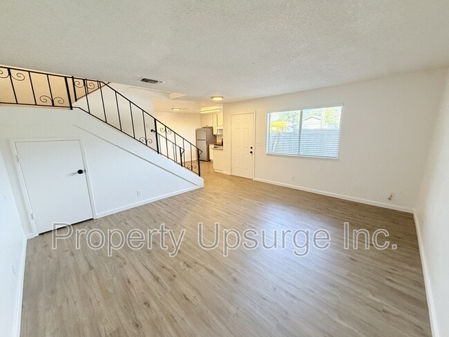 Building Photo - 1825 Roanoke Ave