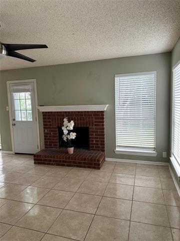 Building Photo - 2875 Ironwood Dr