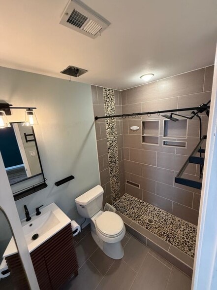 Building Photo - 257 Terrance Ln