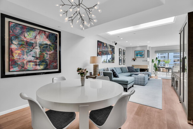 Building Photo - 140 Ocean Park Blvd