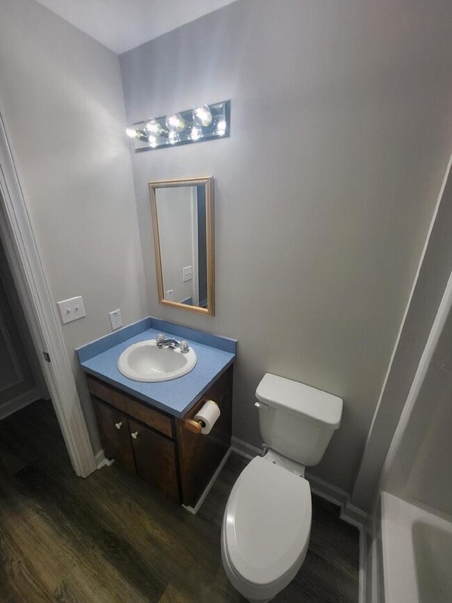 Building Photo - 645 Gardner Rd