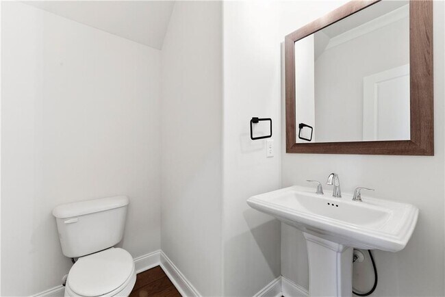 Building Photo - 5004 Bellmoore Park Ln