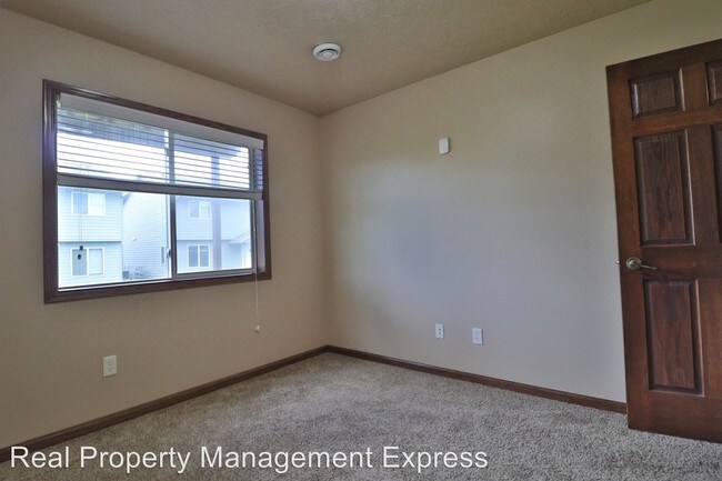 Building Photo - 3 br, 2 bath House - 305 Jerry Place