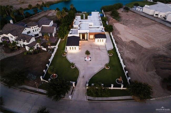 Building Photo - 43 Antigua Dr