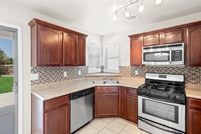 Building Photo - 14029 Volcanic Rock Dr