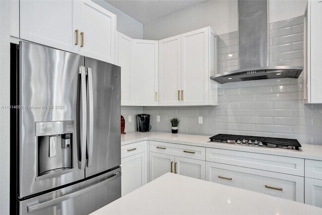 Building Photo - 10795 Oceano Wy