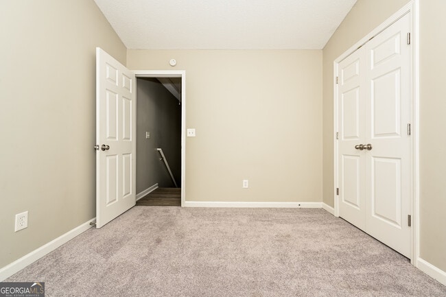 Building Photo - 133 Watercress Ct