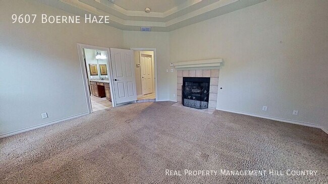 Building Photo - 9607 Boerne Haze