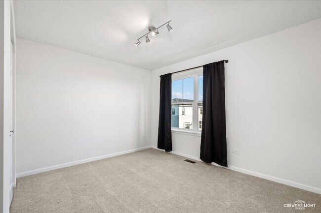 Building Photo - 4197 Calder Ln