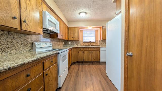 Building Photo - 429 Headlee St