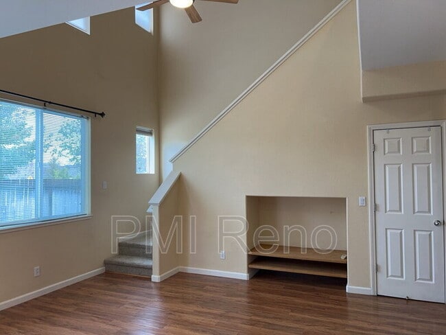 Building Photo - 9274 Lone Wolf Cir