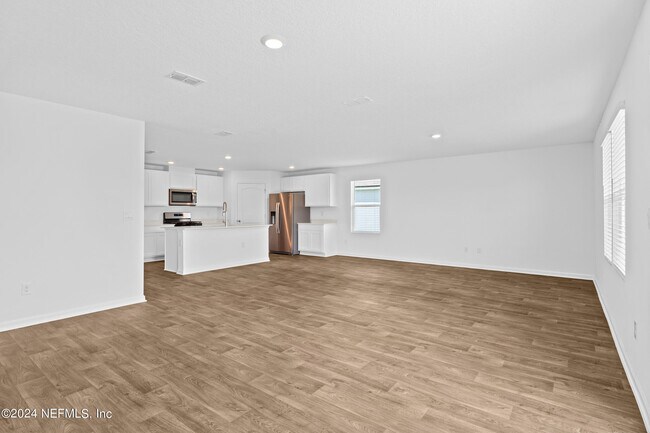 Building Photo - 197 Ardila Cir