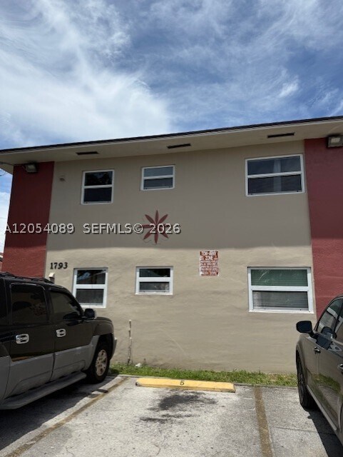 Building Photo - 1793 NW 18th St