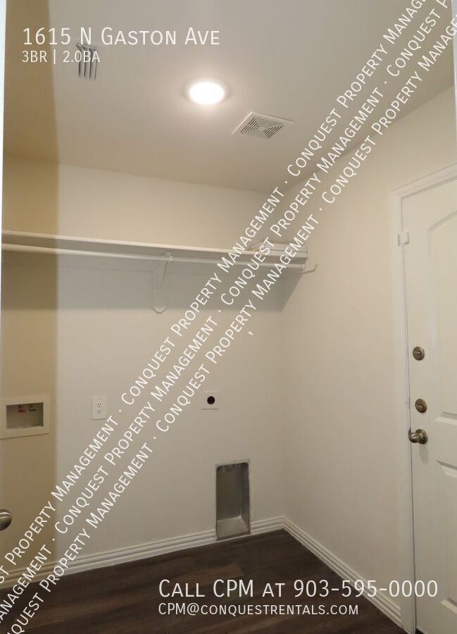 Building Photo - 1615 N Gaston Ave