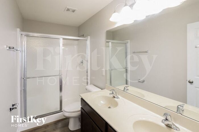 Building Photo - 505 Riverdale Park Ct