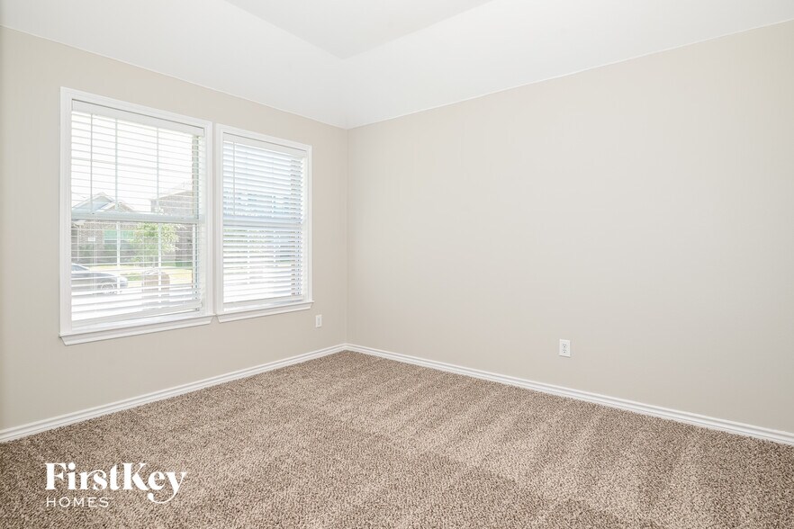 Building Photo - 1309 Honeywood Ln