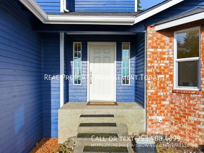 Building Photo - 3571 41st St NE