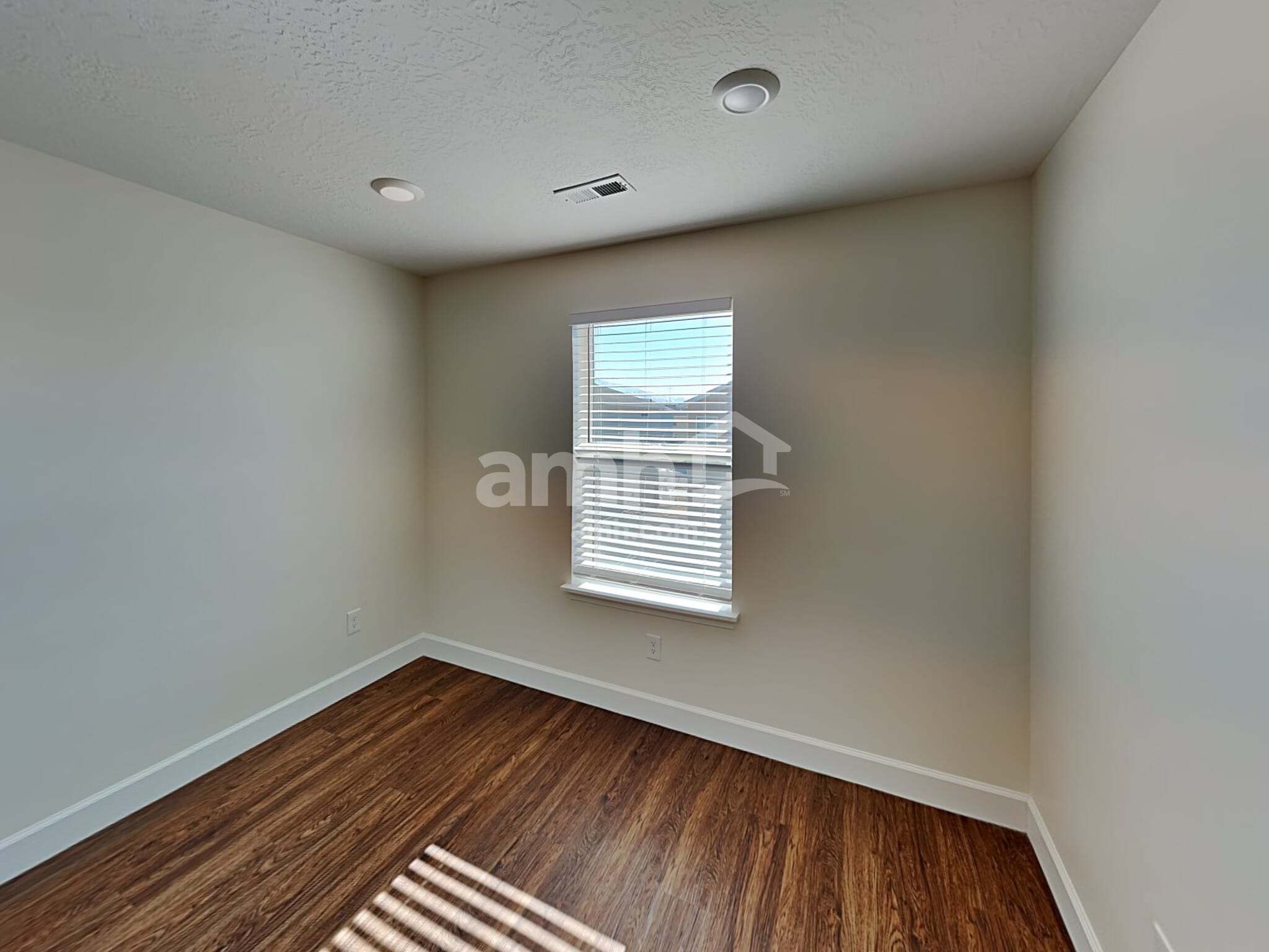 Building Photo - 2368 E Tumbleweed Rd