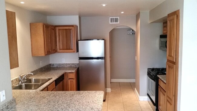 Building Photo - 6500 W Lake Mead Blvd