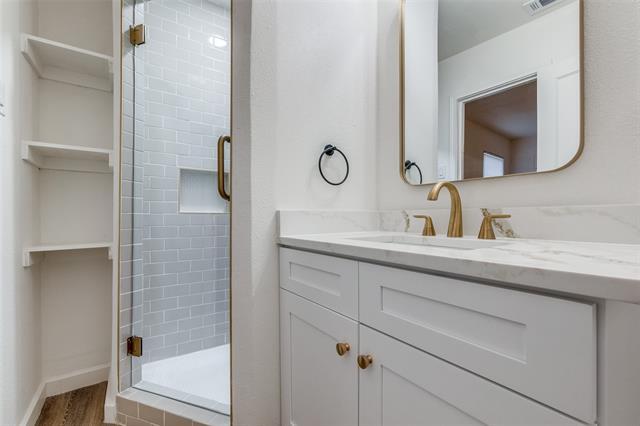 Building Photo - 2342 Healey Dr