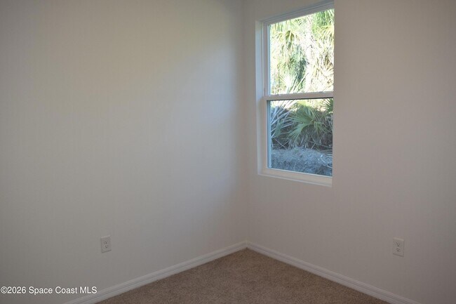 Building Photo - 717 Spoonbill St