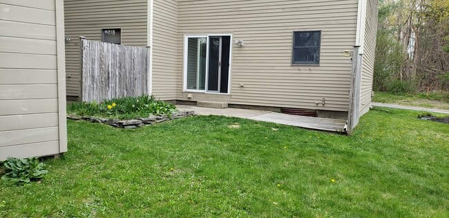 Building Photo - 237 Allen Ave