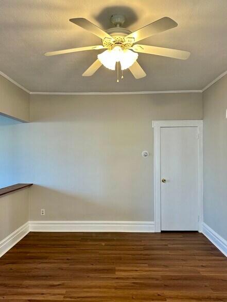 Building Photo - 167 N 15th St