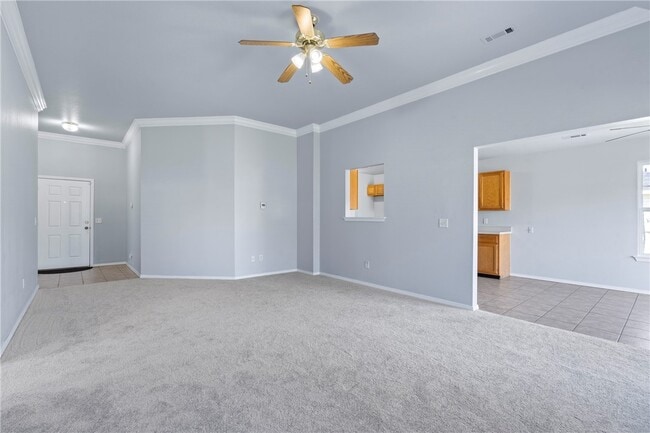 Building Photo - 607 Amanda Dr