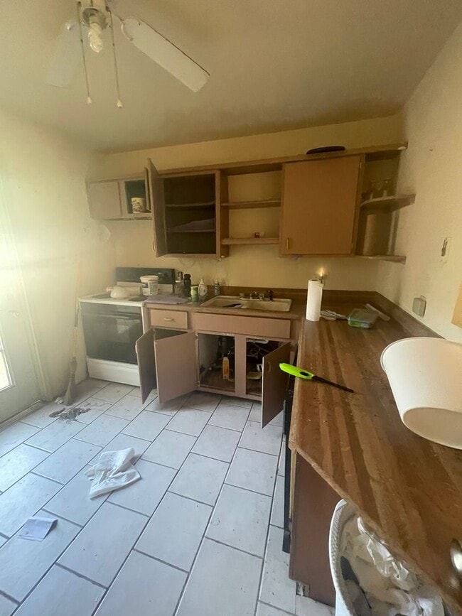 Building Photo - Make Ready Home ready for Upgrades!