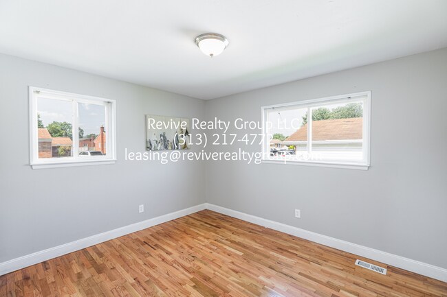 Building Photo - 1131 Rahn St