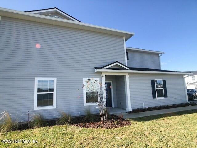 Building Photo - 13991 Molina Dr