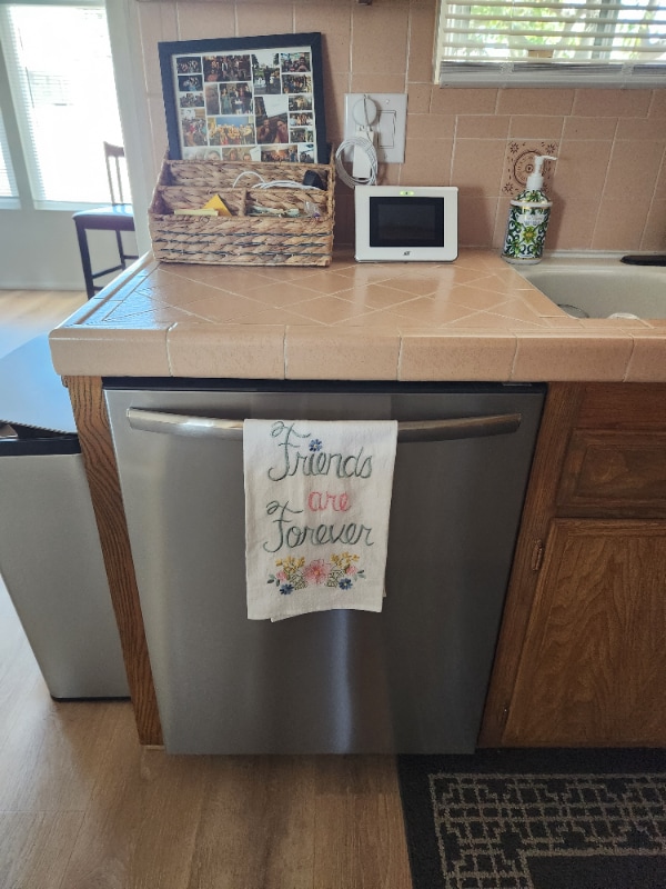 Building Photo - 10042 W Riviera Dr