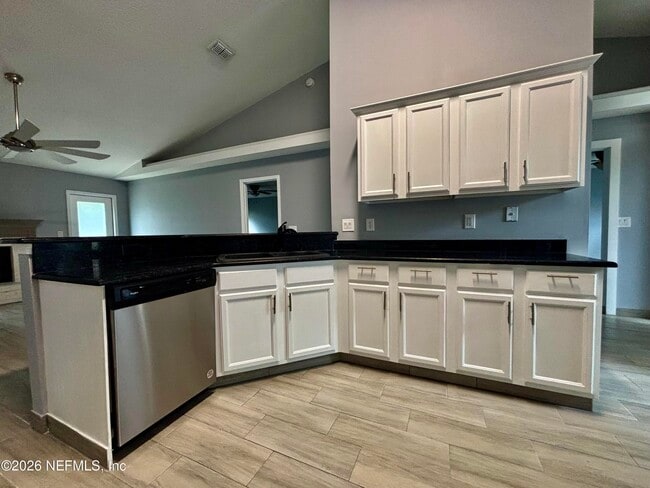 Building Photo - 3018 Hickory Glen Dr