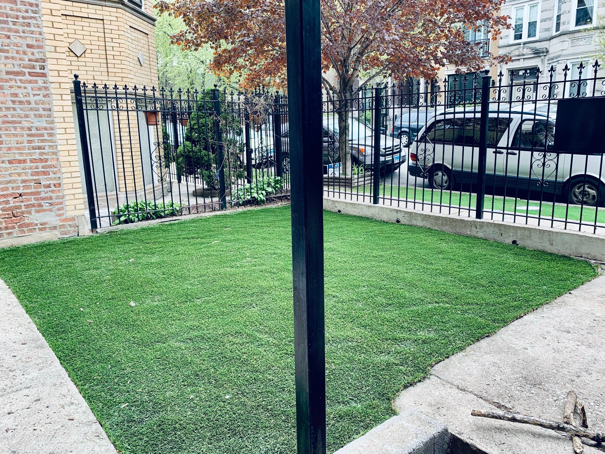 Building Photo - 2642 W HADDON AVE