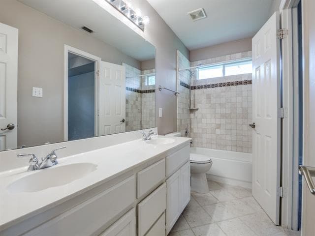 Building Photo - 6428 Glenhollow Dr