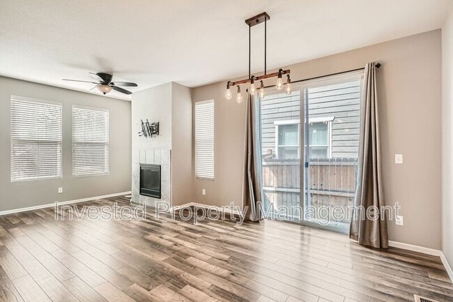 Building Photo - 1263 S Dallas Ct