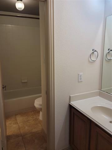 Building Photo - 8201 Olympia Dr