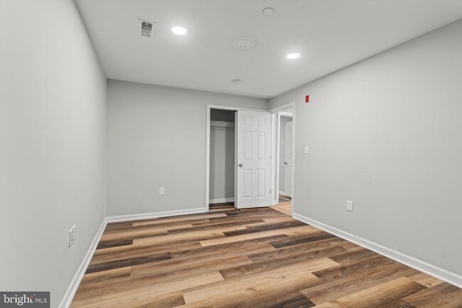 Building Photo - 1607 Willington St