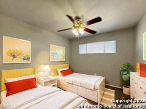 Building Photo - 2802 Lasses Blvd