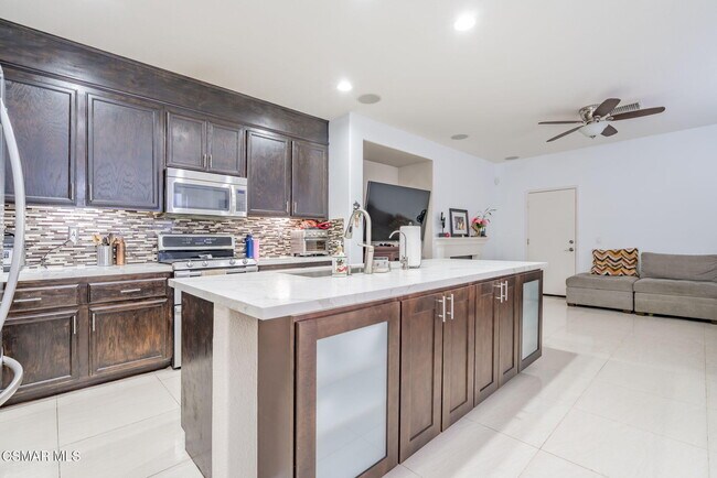 Building Photo - 5053 Flagstone Ln
