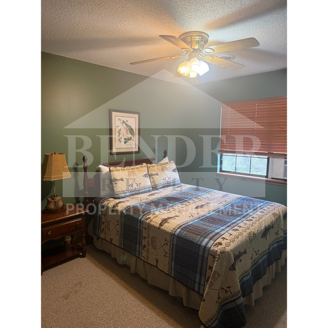 Building Photo - 178 McClary Dr