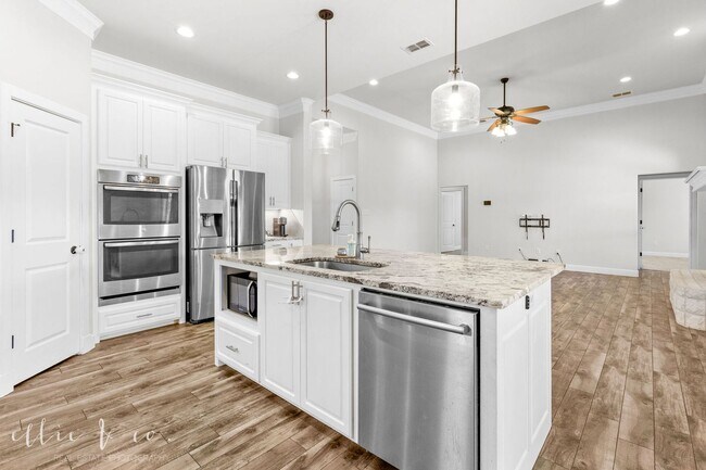 Building Photo - Luxury 4-Bedroom Home for Lease in Wylie ISD
