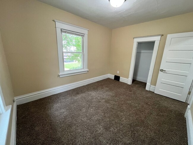 Building Photo - Spacious 4 Bed/2 Bath Rental Home!